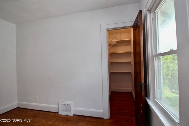 3904 Burton Avenue, Toledo, OH 43612