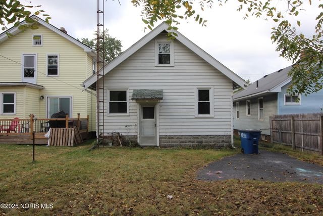 3904 Burton Avenue, Toledo, OH 43612