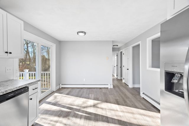 48 Narrows Rd, Bristol, RI 02809