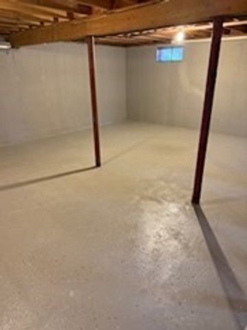 48 Narrows Rd, Bristol, RI 02809