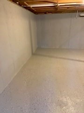 48 Narrows Rd, Bristol, RI 02809