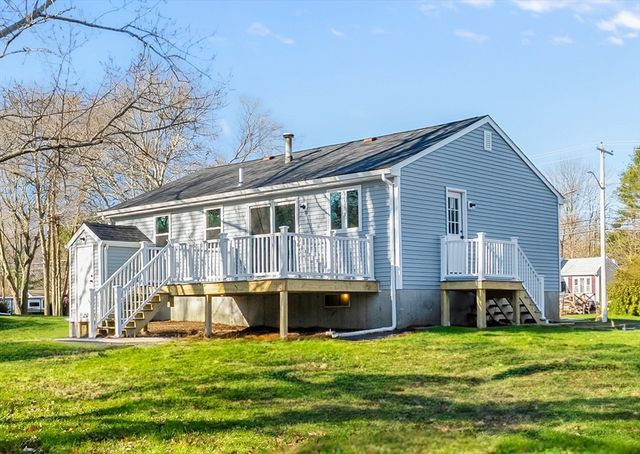 48 Narrows Rd, Bristol, RI 02809