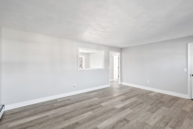 48 Narrows Rd, Bristol, RI 02809