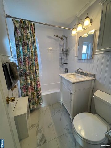 134B Hastings, Rutherford, NJ 07070