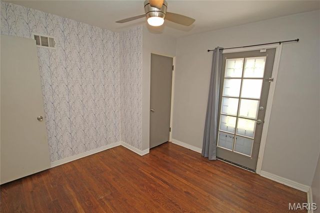 5477 Oleatha Avenue, St Louis, MO 63139