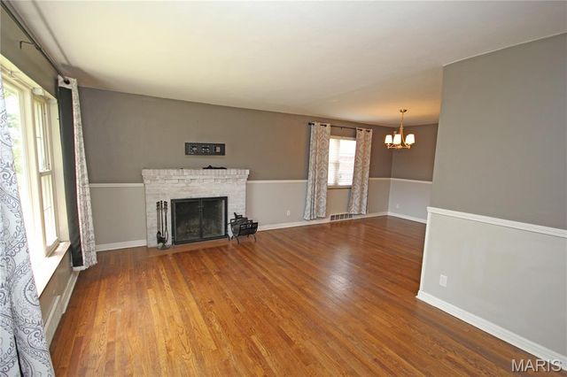 5477 Oleatha Avenue, St Louis, MO 63139