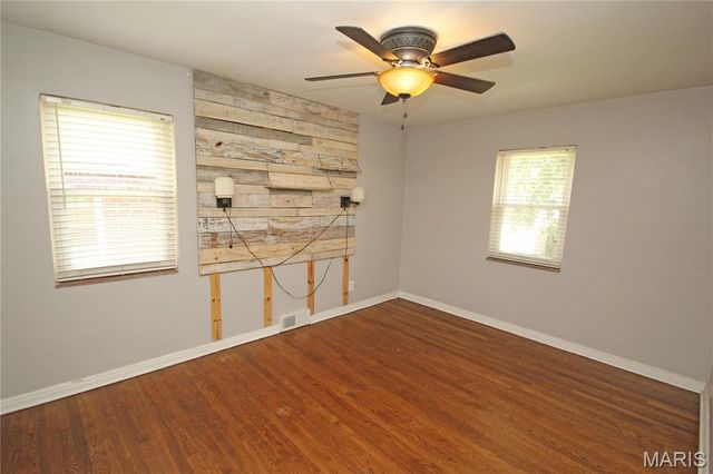 5477 Oleatha Avenue, St Louis, MO 63139