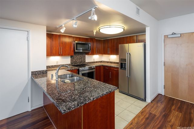 600 Queen Street 904, Honolulu, HI 96813