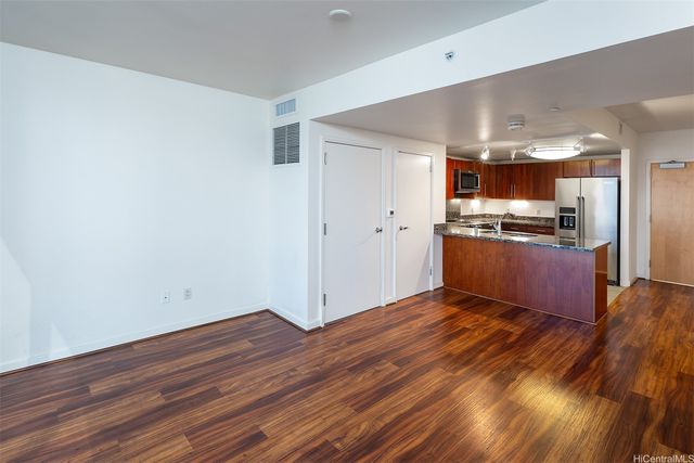 600 Queen Street 904, Honolulu, HI 96813
