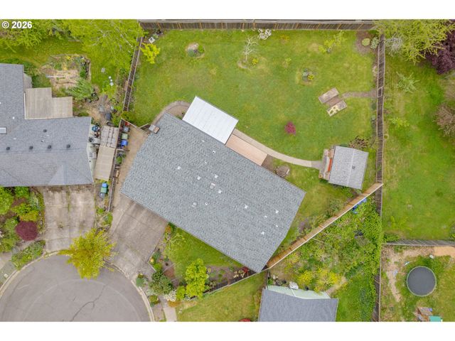 2154 PRINCETON Dr, Eugene, OR 97405