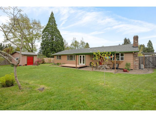 2154 PRINCETON Dr, Eugene, OR 97405