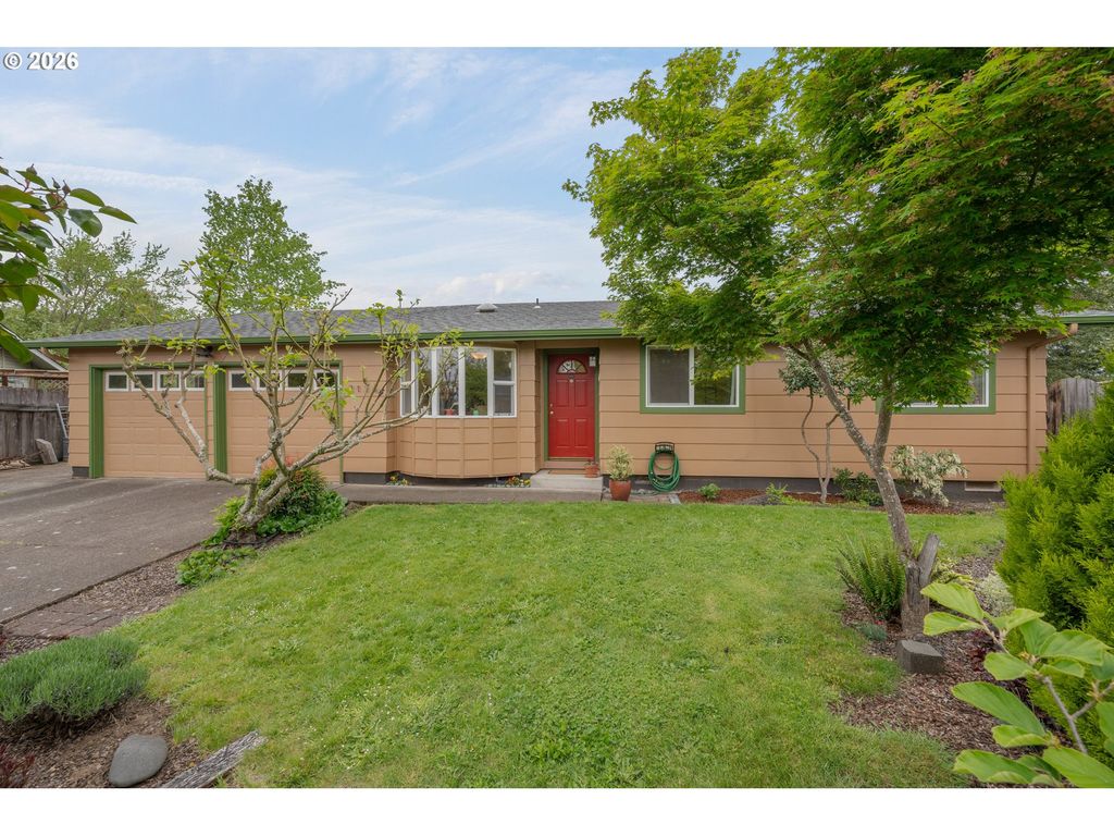 2154 PRINCETON Dr, Eugene, OR 97405