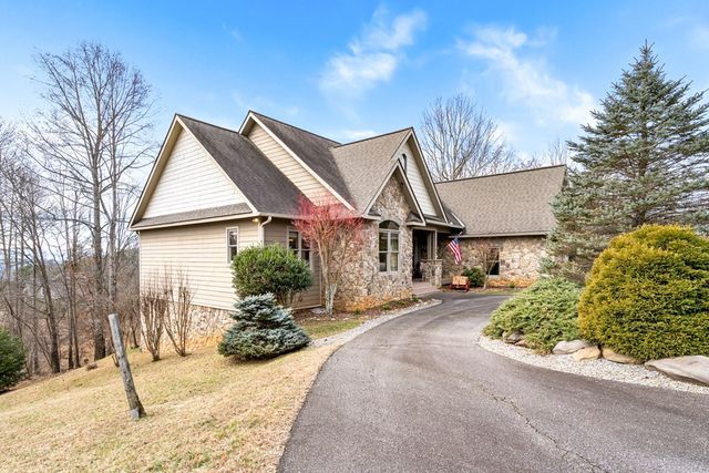 163 Yellow Maple Lane, Murphy, NC 28906