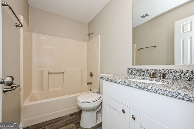 2877 Old South Drive, Jonesboro, GA 30236