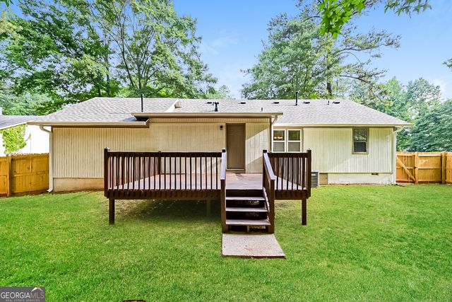 2877 Old South Drive, Jonesboro, GA 30236