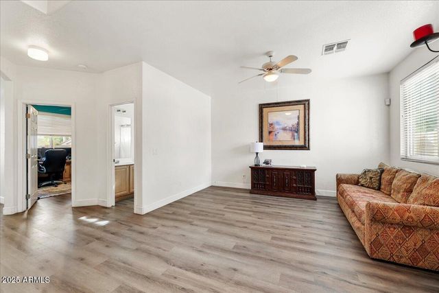 462 W MYRTLE Drive, Chandler, AZ 85248