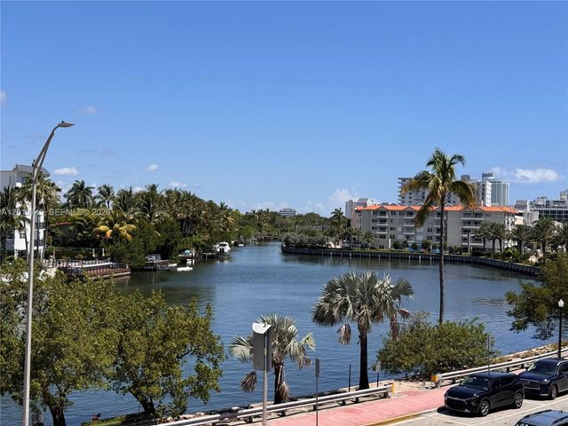 2401 Collins Ave 1807, Miami Beach, FL 33140