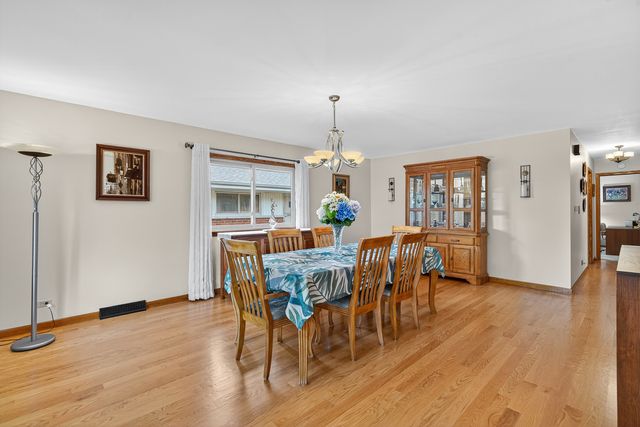 228 E Kathleen Drive, Park Ridge, IL 60068