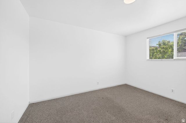6166 S CUMULUS CIR, Kearns, UT 84118