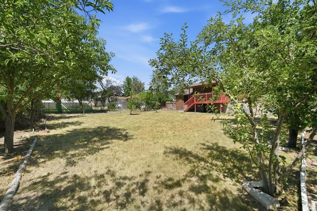 6166 S CUMULUS CIR, Kearns, UT 84118