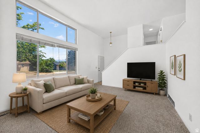 6166 S CUMULUS CIR, Kearns, UT 84118