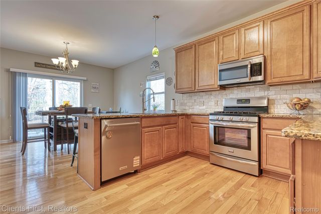 1291 Courtney Court, Hartland Township, MI 48353