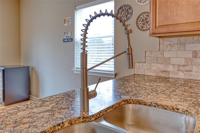 1291 Courtney Court, Hartland Township, MI 48353