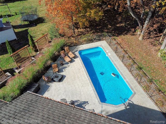 1291 Courtney Court, Hartland Township, MI 48353