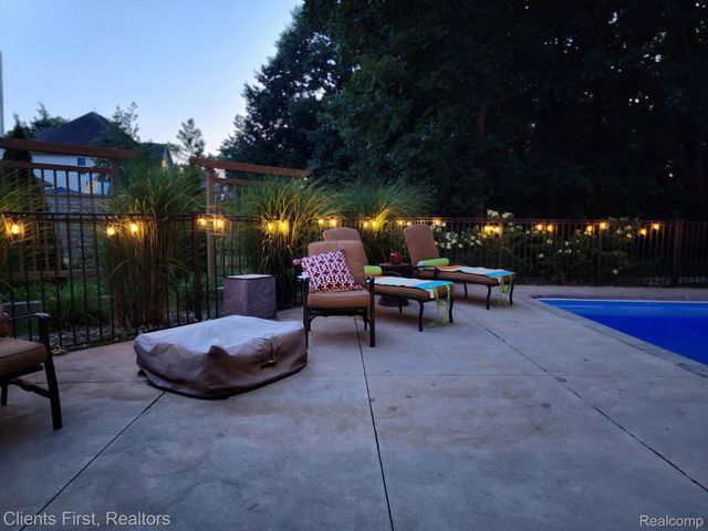 1291 Courtney Court, Hartland Township, MI 48353