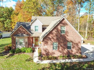 1291 Courtney Court, Hartland Township, MI 48353