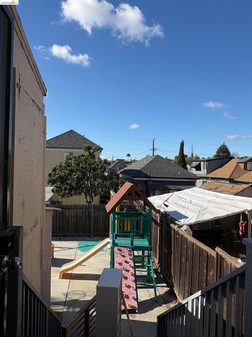 2021 Mitchell St, Oakland, CA 94601