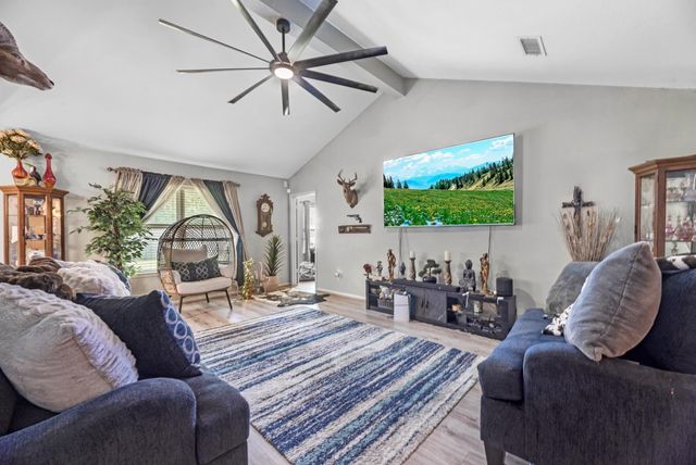 405 Hawks View Drive, La Marque, TX 77568