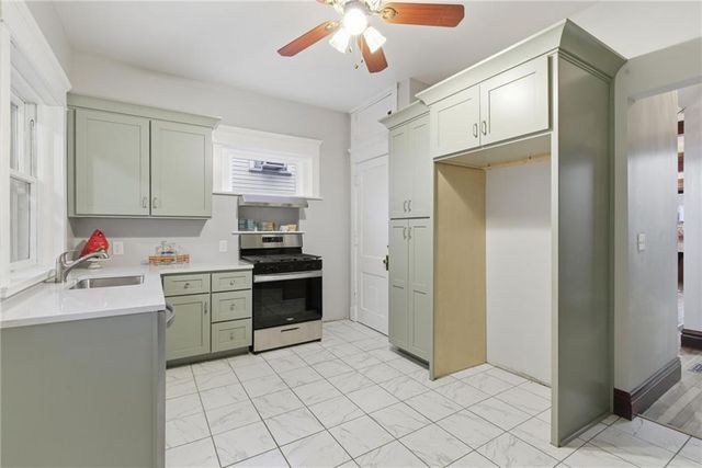 3516 Charlotte Street, Kansas City, MO 64109