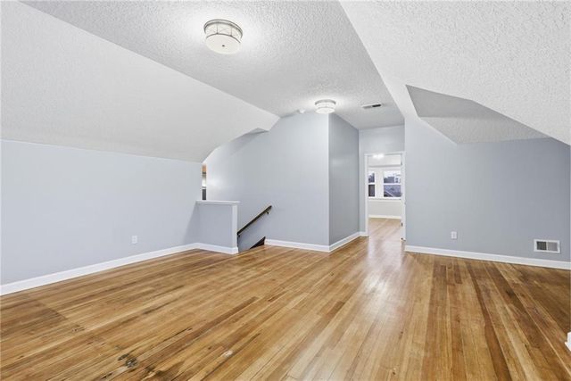 3516 Charlotte Street, Kansas City, MO 64109