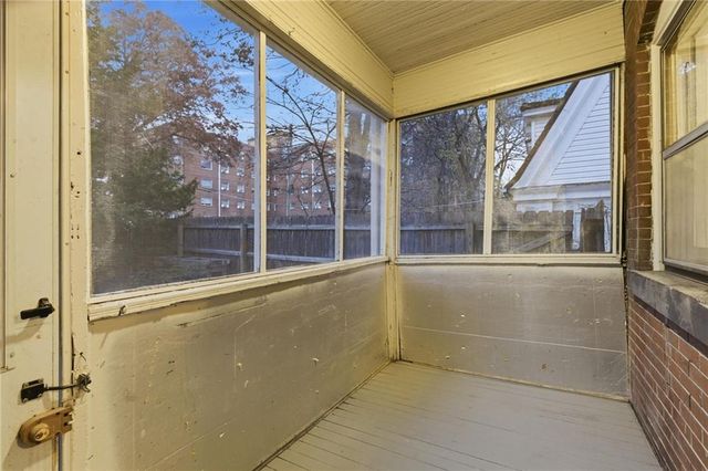 3516 Charlotte Street, Kansas City, MO 64109