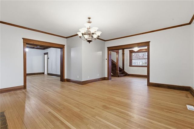 3516 Charlotte Street, Kansas City, MO 64109