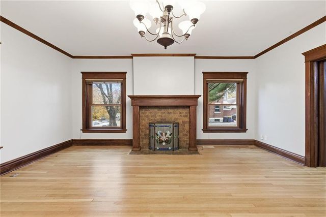 3516 Charlotte Street, Kansas City, MO 64109