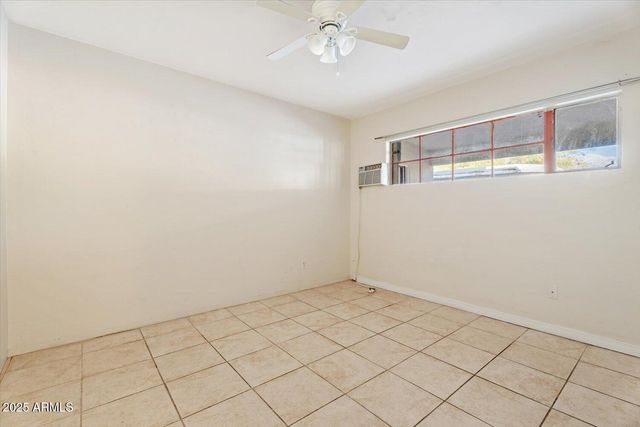 9245 S 4TH Avenue, Phoenix, AZ 85041