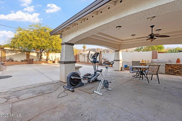 9245 S 4TH Avenue, Phoenix, AZ 85041