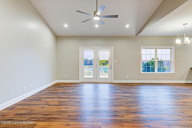 4412 Stone Wynde Dr, Louisville, KY 40272