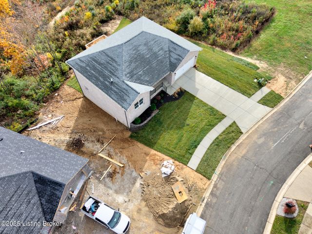 4412 Stone Wynde Dr, Louisville, KY 40272