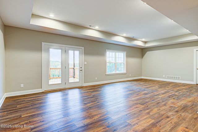 4412 Stone Wynde Dr, Louisville, KY 40272