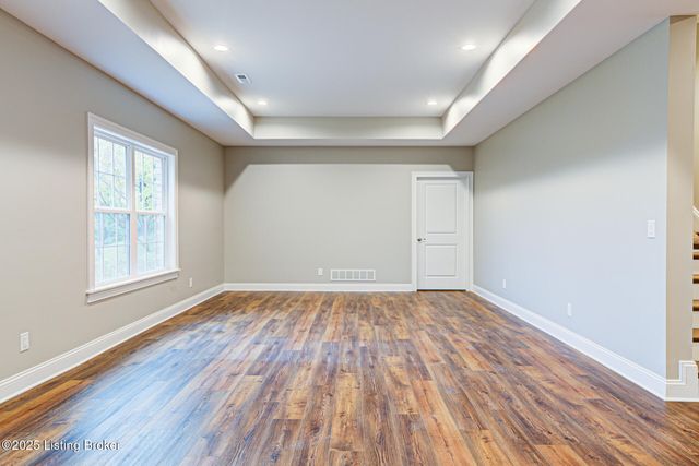 4412 Stone Wynde Dr, Louisville, KY 40272