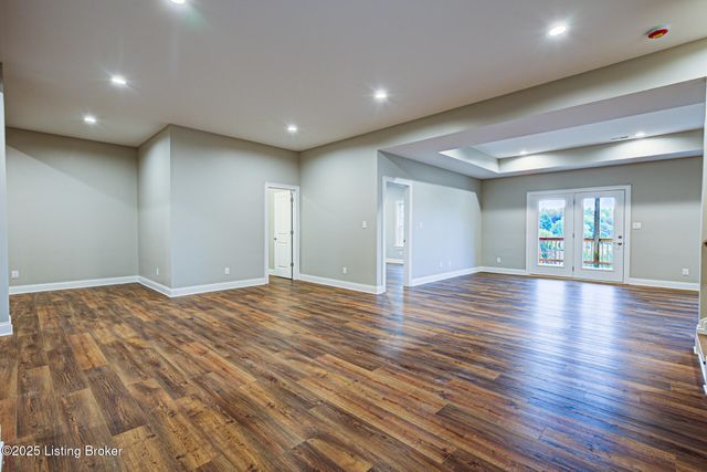 4412 Stone Wynde Dr, Louisville, KY 40272