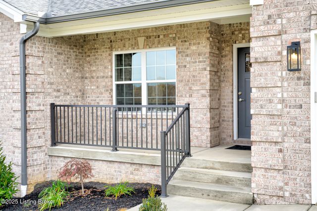 4412 Stone Wynde Dr, Louisville, KY 40272