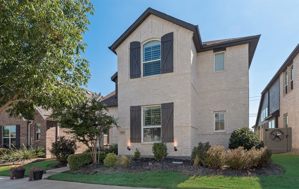 852 Trailside Lane, Argyle, TX 76226 — photo 2