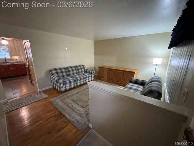 9828 Barkley Street, Van Buren Charter Township, MI 48111