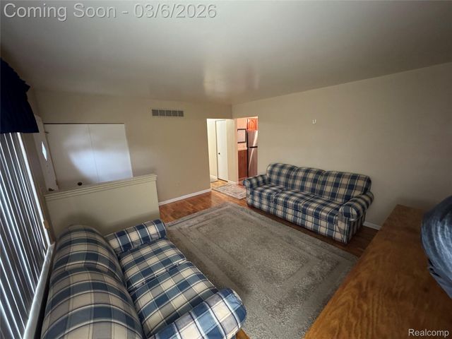 9828 Barkley Street, Van Buren Charter Township, MI 48111