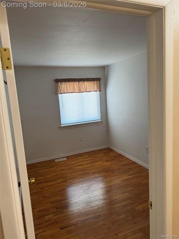 9828 Barkley Street, Van Buren Charter Township, MI 48111