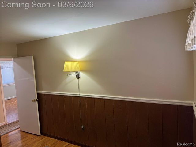 9828 Barkley Street, Van Buren Charter Township, MI 48111